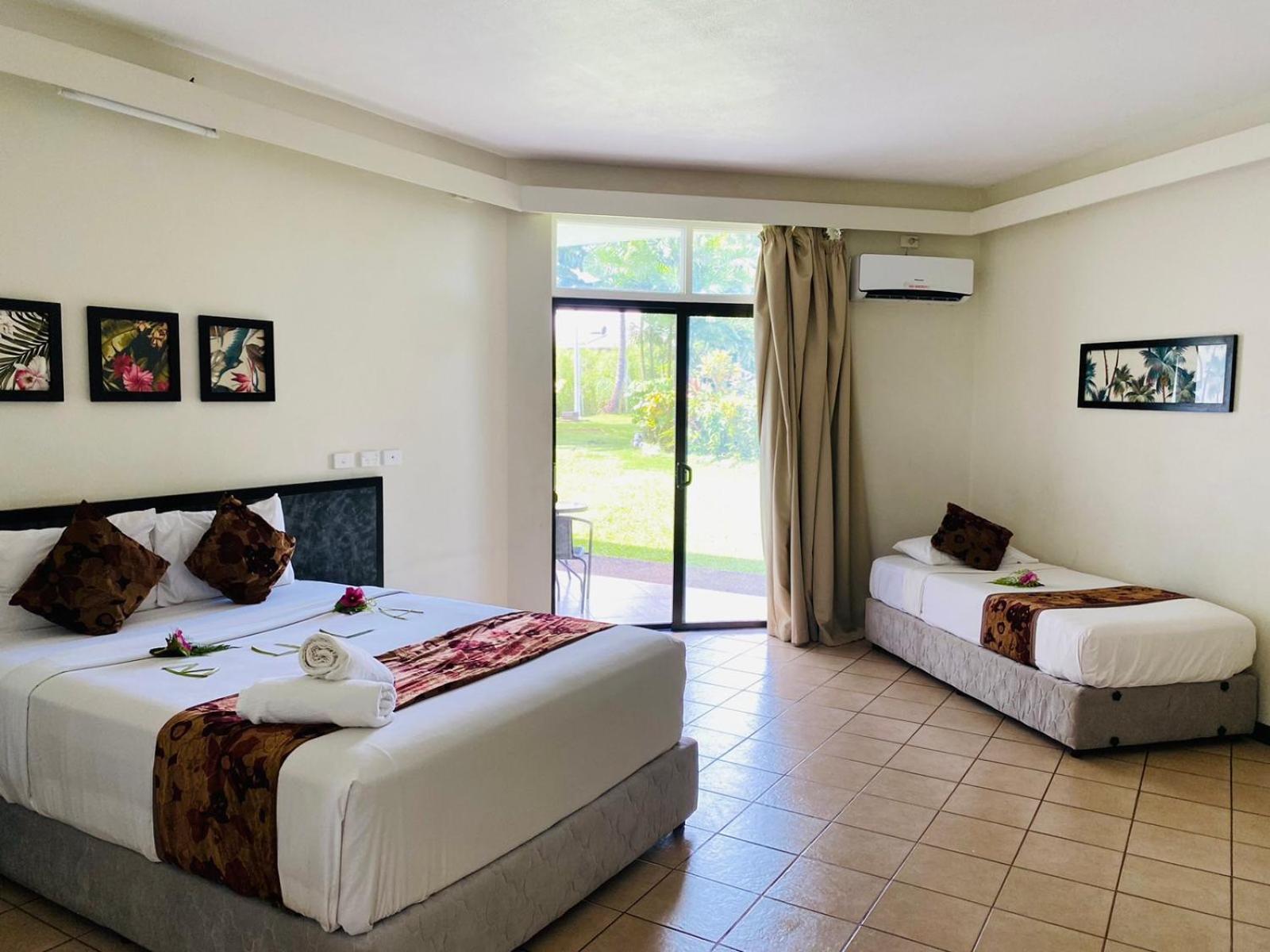 Hotel Oasis Nadi Bagian luar foto