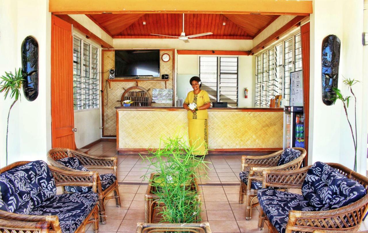 Hotel Oasis Nadi Bagian luar foto